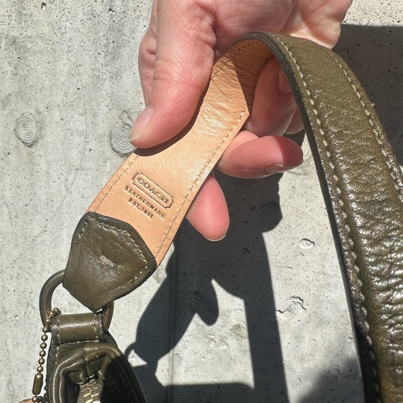 RARE Vintage 2002 Coach Legacy 9604 Milbrook Demi Leather Hobo Bag - Picture 10 of 14